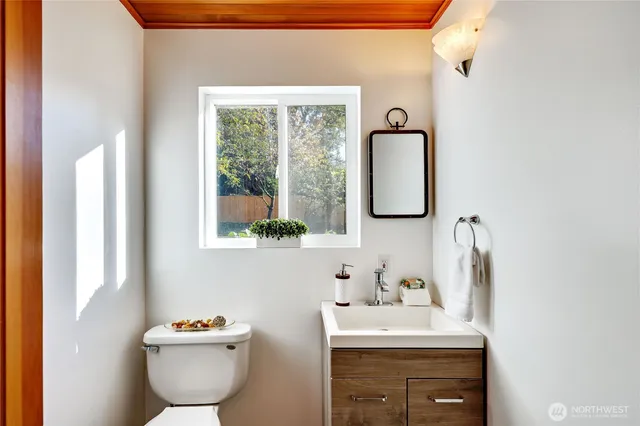 $955,000 | 8128 High School Loop Northeast, Bainbridge Island, WA 98110