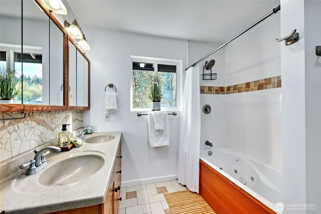 $955,000 | 8128 High School Loop Northeast, Bainbridge Island, WA 98110