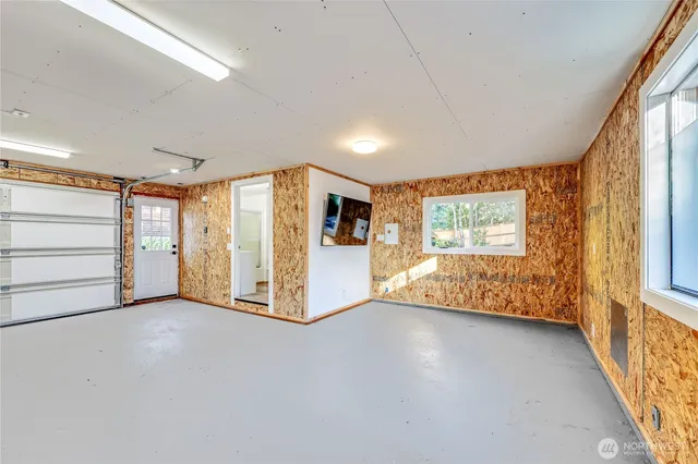 $955,000 | 8128 High School Loop Northeast, Bainbridge Island, WA 98110