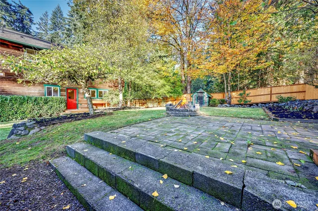 $955,000 | 8128 High School Loop Northeast, Bainbridge Island, WA 98110