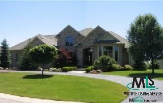 3143 Country Rochester, MI 48306 - Photo 1 of 9 843103.JPG