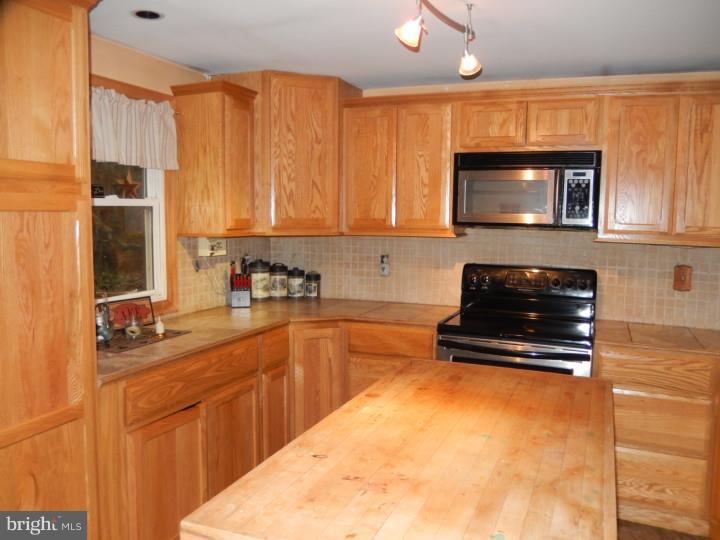 287 Hurley Road Coatesville, PA 19320 - Photo 5 of 18 Gallery Image 5