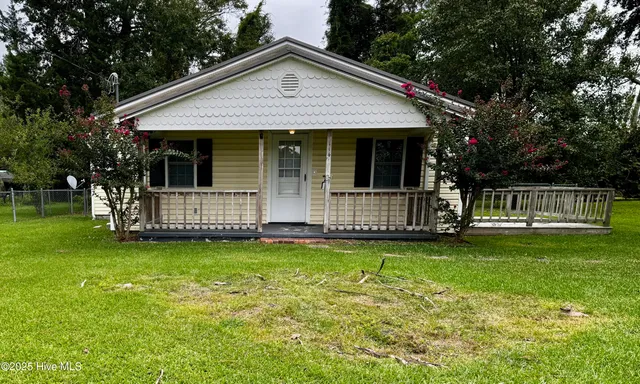 $1,430 | 114 Norris Road, Swansboro, NC 28584