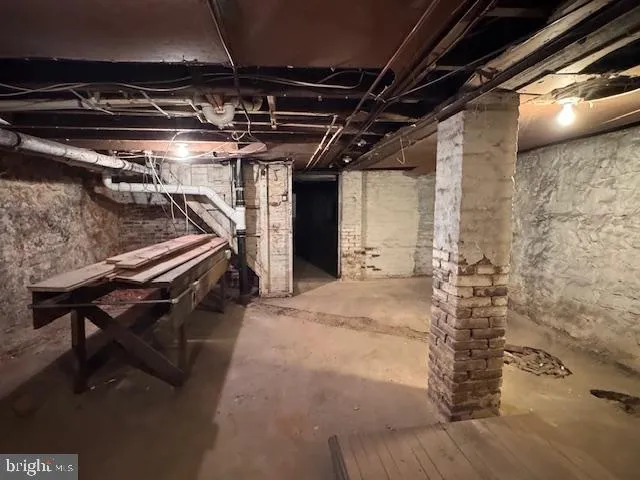 $229,900 | 11 North Wayne Street, Lewistown, PA 17044