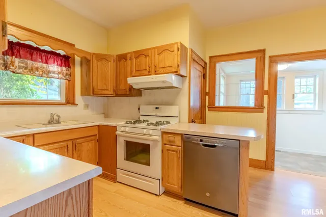 $130,500 | 505 East 4th Street, Rock Falls, IL 61071