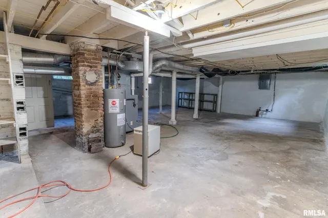 $130,500 | 505 East 4th Street, Rock Falls, IL 61071