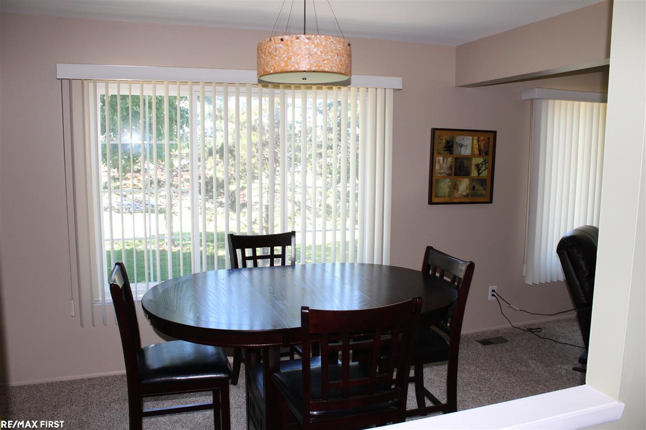 29680 Hoover Road Warren, MI 48093 - Photo 7 of 16 31352948-6.JPG