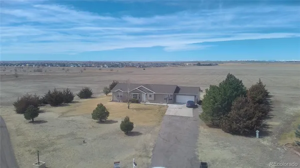 $750,000 | 56100 East 33rd Court, Strasburg, CO 80136