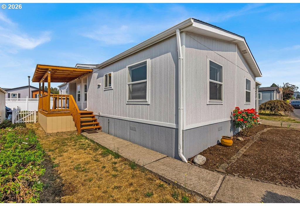 12450 Southwest Fischer Road, Unit 235 Portland, OR 97224 - Photo 3 of 39 Gallery Image 3