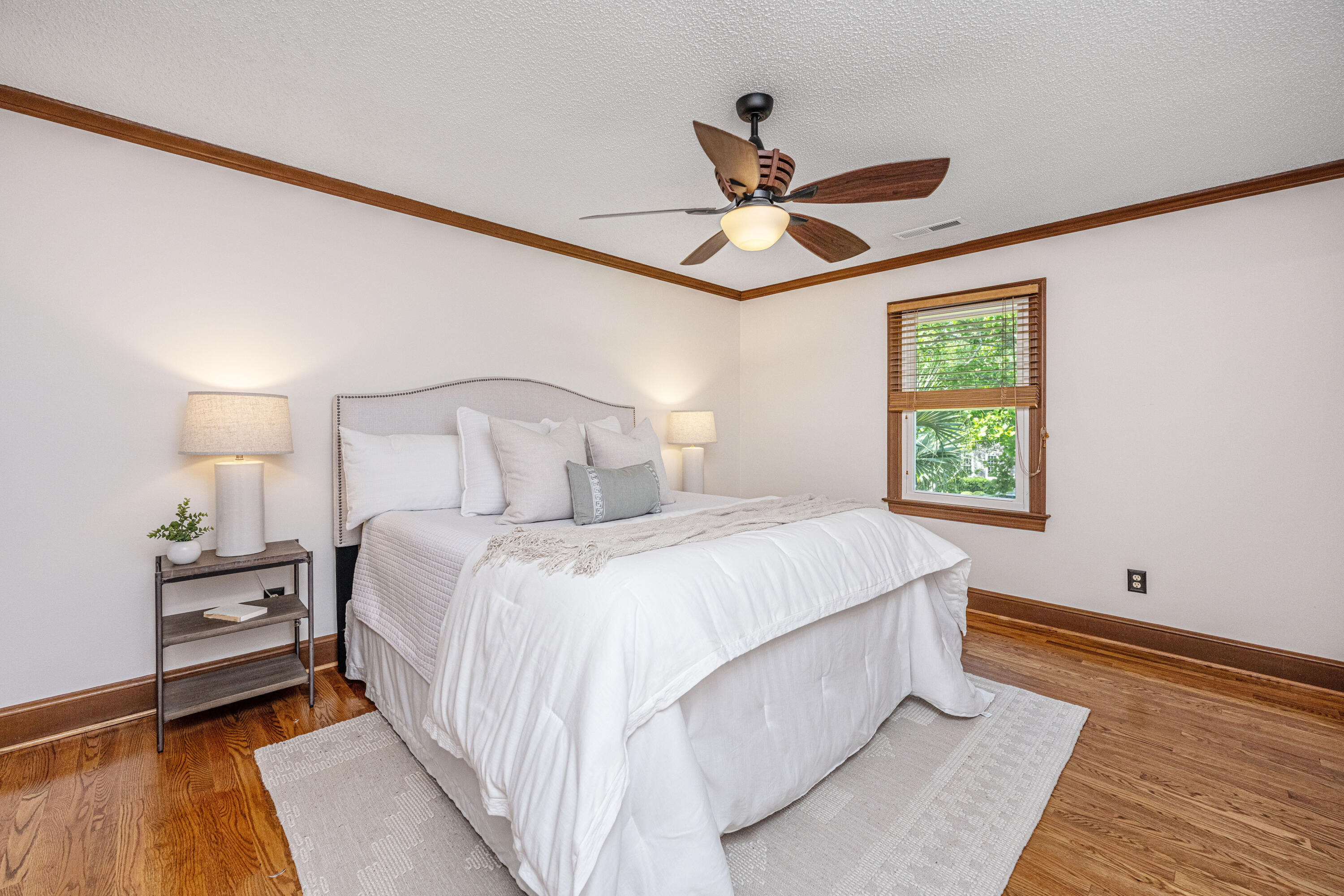 1480 Oak Landing Road Mount Pleasant, SC 29464 - Photo 18 of 49 1480OaklandingRdInt20
