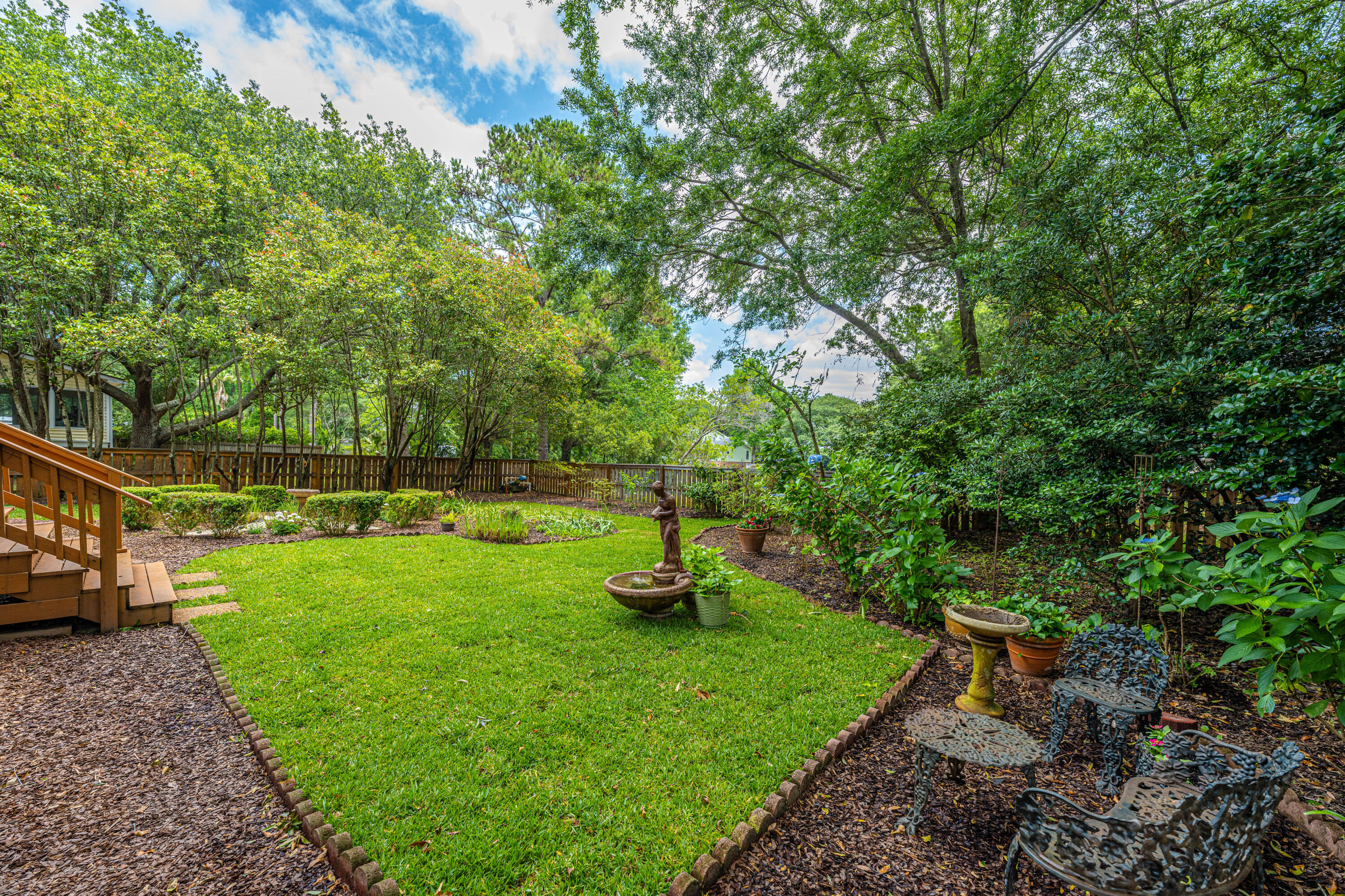 1480 Oak Landing Road Mount Pleasant, SC 29464 - Photo 3 of 49 1480OaklandingRd47