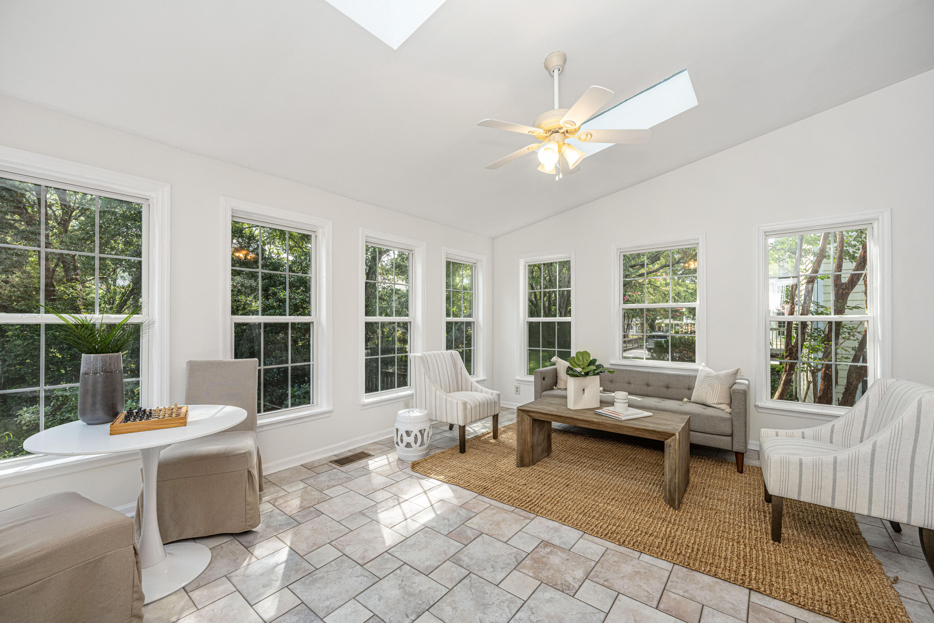 1480 Oak Landing Road Mount Pleasant, SC 29464 - Photo 8 of 49 1480OaklandingRdInt15