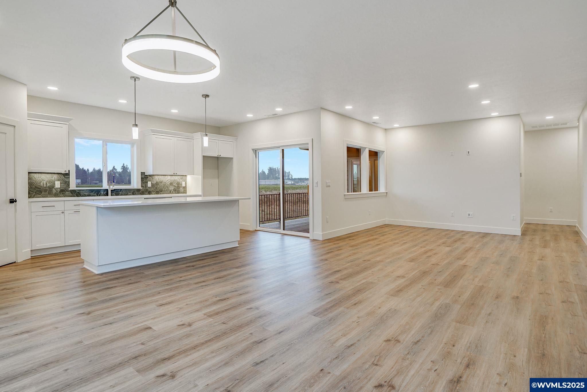 5270 Countryside Street Northeast Salem, OR 97305 - Photo 8 of 44