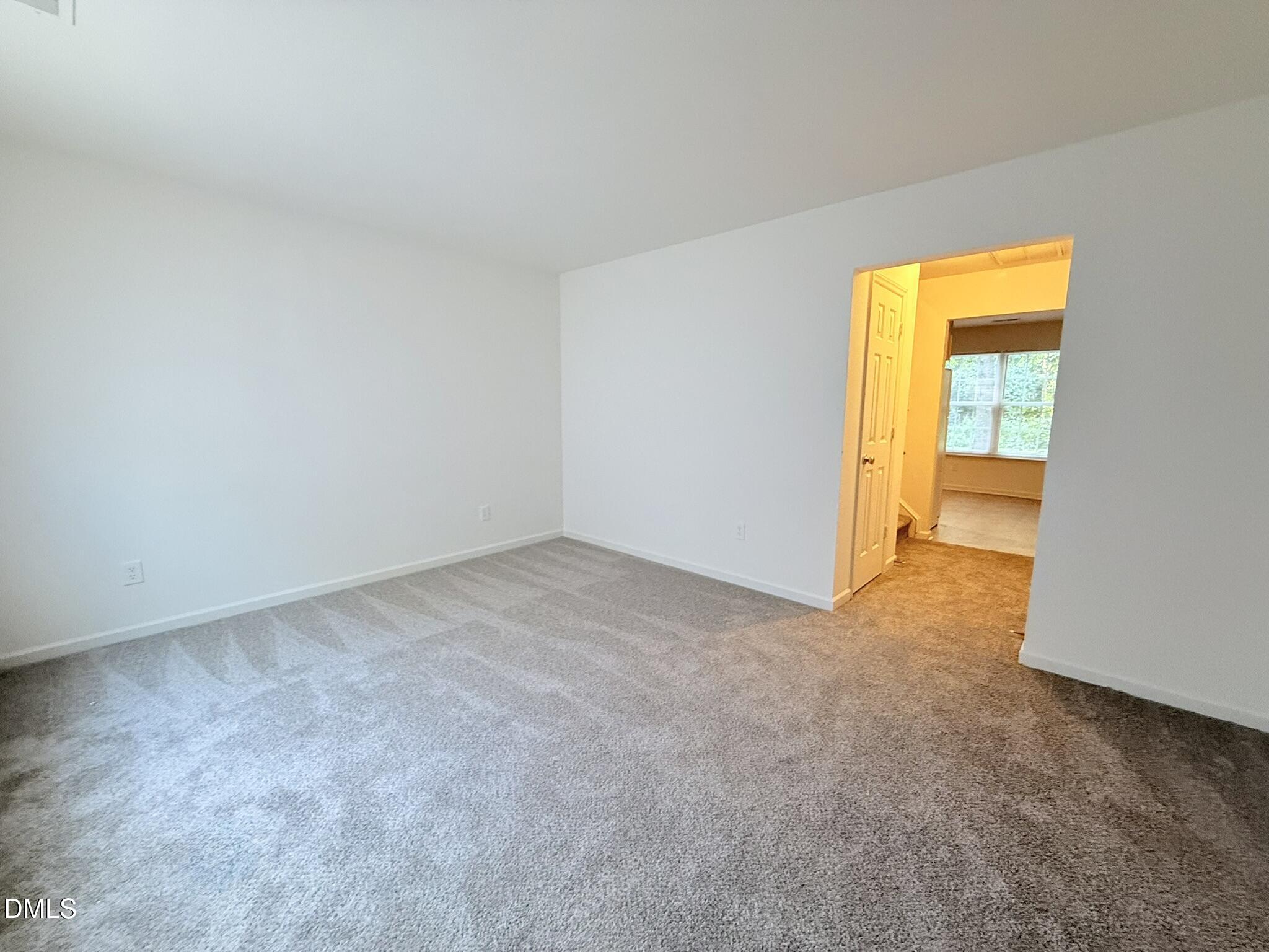 57 Red Lane Raleigh, NC 27606 - Photo 4 of 13 Livingroom