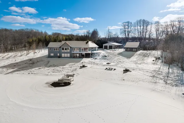 $990,000 | 22428 West Steinthal Road, Eaton, WI 53042