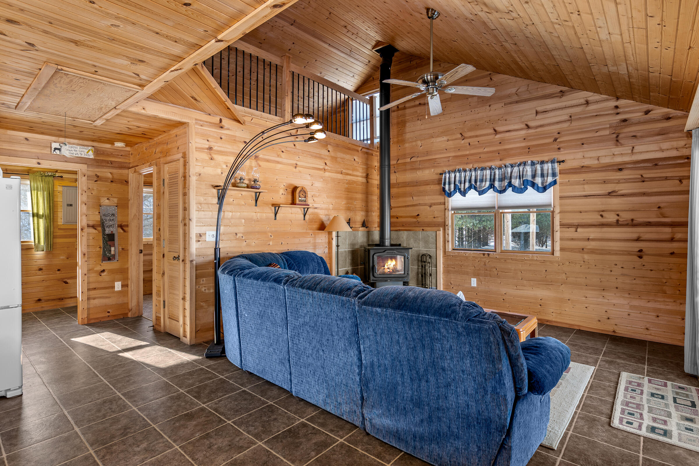 22428 West Steinthal Road Eaton, WI 53042 - Photo 64 of 81 Guest House Living Room