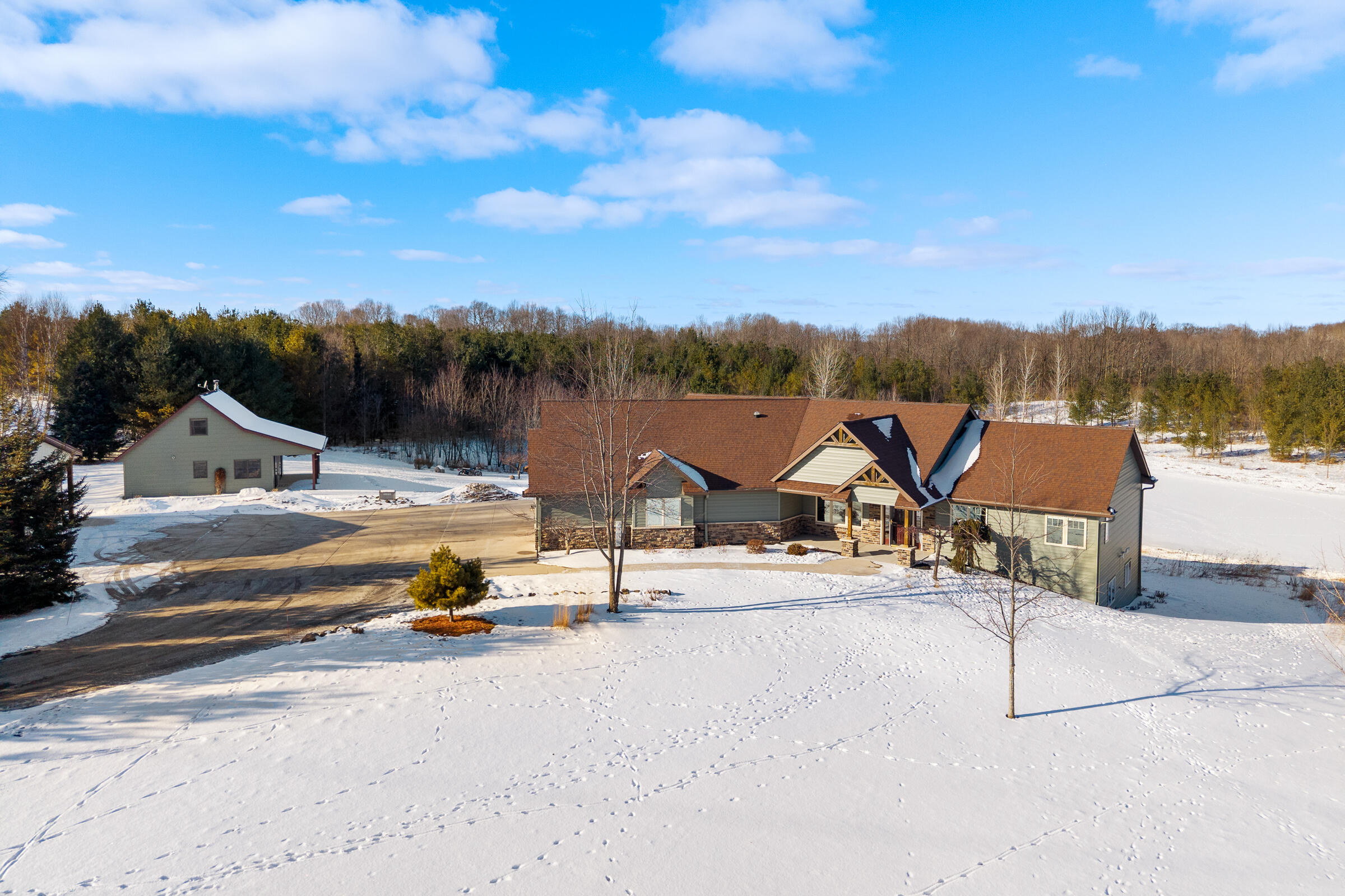 22428 West Steinthal Road Eaton, WI 53042 - Photo 5 of 81 Expansive Property