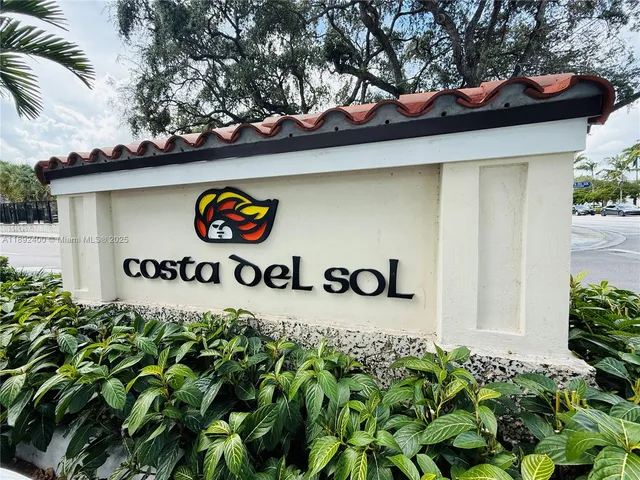 $550,000 | 3536 Estepona Avenue, Unit 21S2, Doral, FL 33178