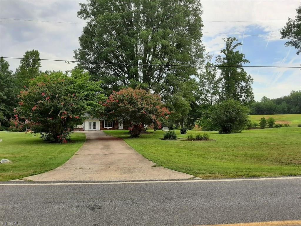 473 Vernon Road Reidsville, NC 27320 - Photo 2 of 14