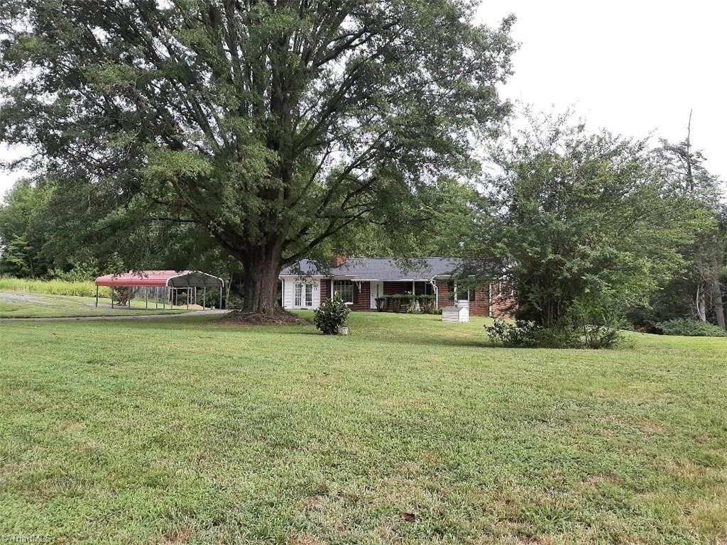 473 Vernon Road Reidsville, NC 27320 - Photo 3 of 14