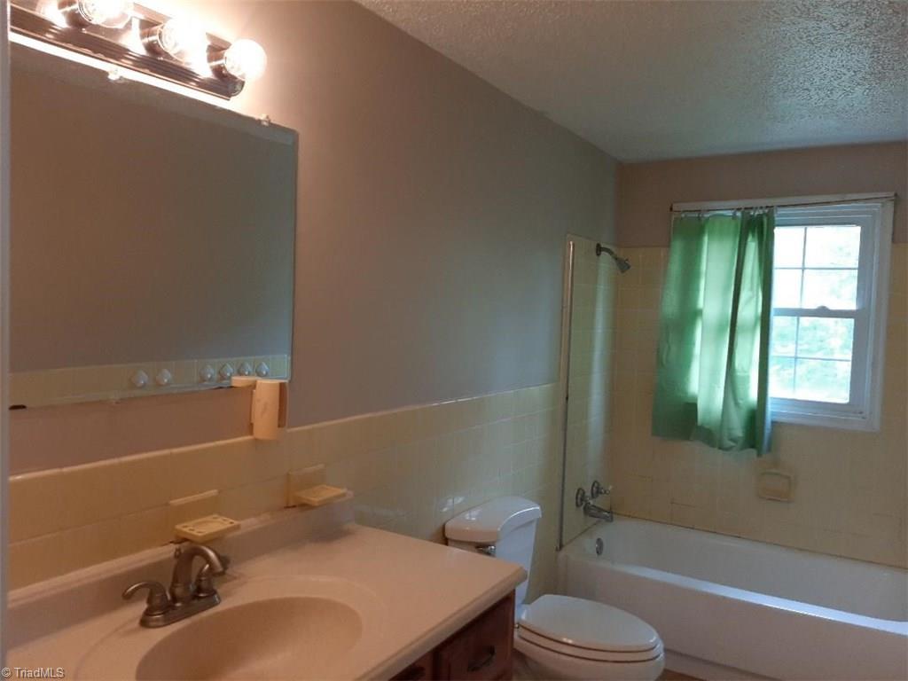 473 Vernon Road Reidsville, NC 27320 - Photo 10 of 14