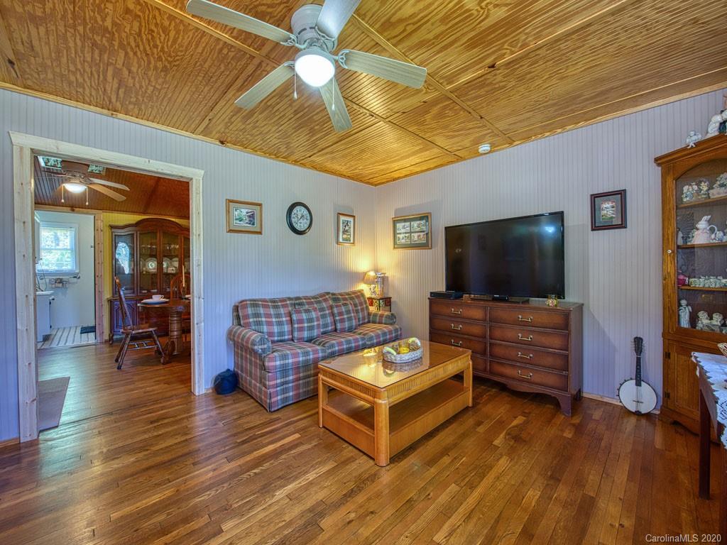 362 Camp Branch Road Waynesville, NC 28786 - Photo 13 of 30 Gallery Image 13