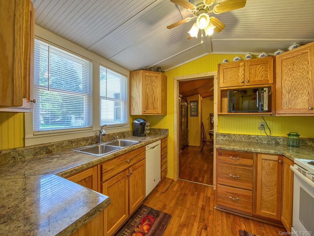 362 Camp Branch Road Waynesville, NC 28786 - Photo 18 of 30 Gallery Image 18