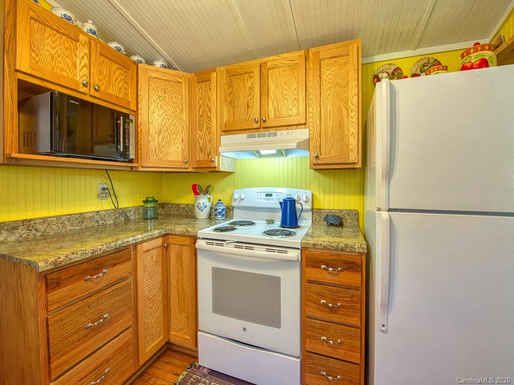 362 Camp Branch Road Waynesville, NC 28786 - Photo 19 of 30 Gallery Image 19