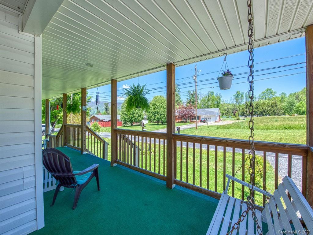 362 Camp Branch Road Waynesville, NC 28786 - Photo 9 of 30 Gallery Image 9