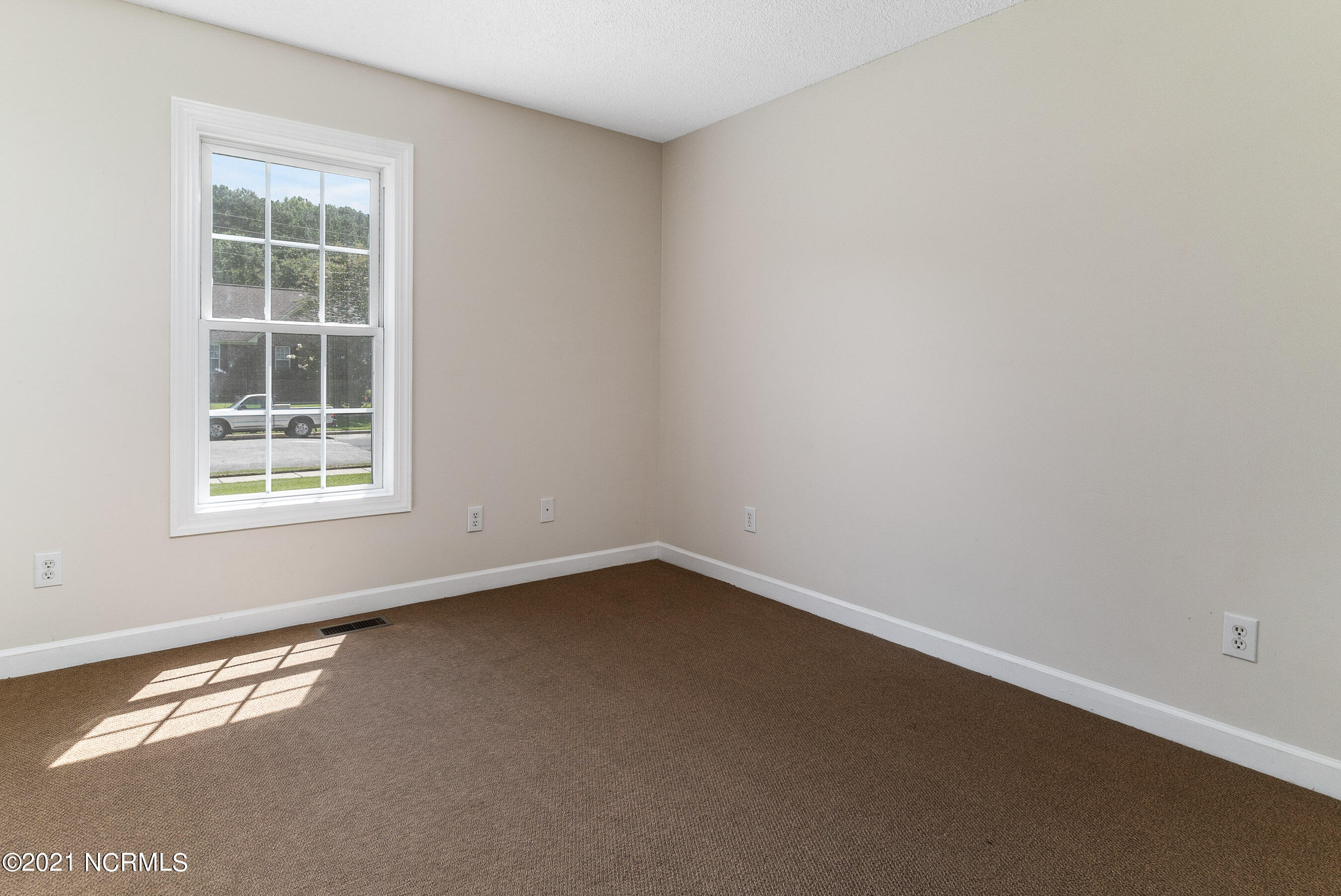 307 Burrington Road Greenville, NC 27834 - Photo 22 of 28 20210806b MLS 307 Burrington Rd Greenvil