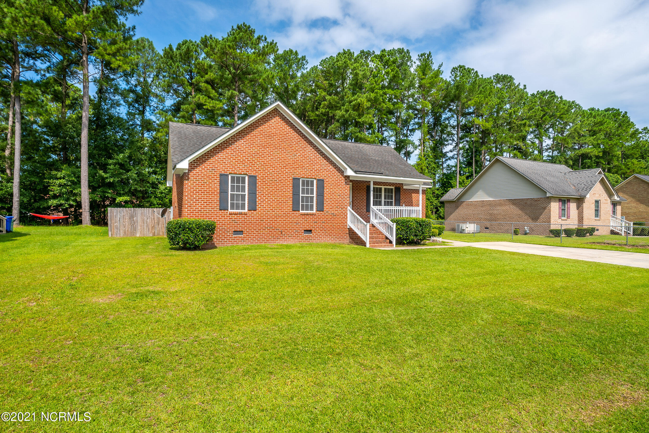 307 Burrington Road Greenville, NC 27834 - Photo 3 of 28 20210806b MLS 307 Burrington Rd Greenvil