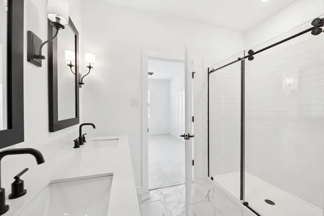 $230,000 | 421 Monarch Trail, Huntsville, TX 77340