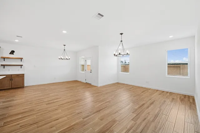 $230,000 | 421 Monarch Trail, Huntsville, TX 77340