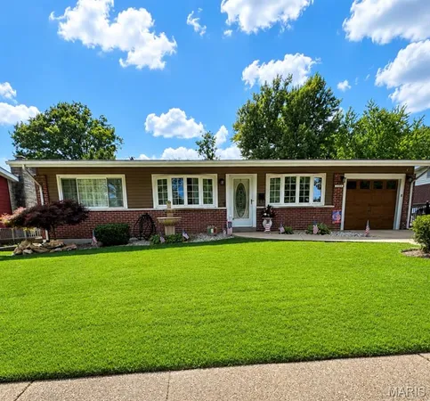 $240,000 | 1315 Arlington Drive, Florissant, MO 63033