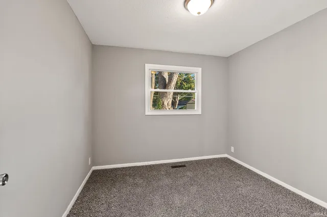 $172,900 | 546 Kirkmore Drive, New Haven, IN 46774