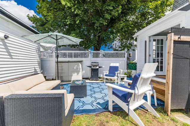 $348,000 | 10 Kentville Terrace, Hampton, NH 03842