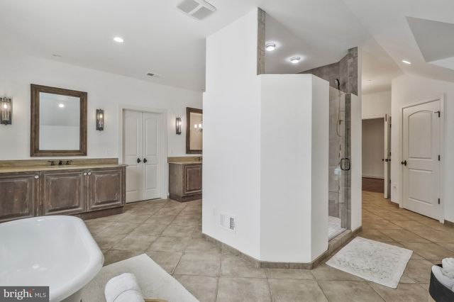 $3,750,000 | 7200 Orkney Parkway, Bethesda, MD 20817