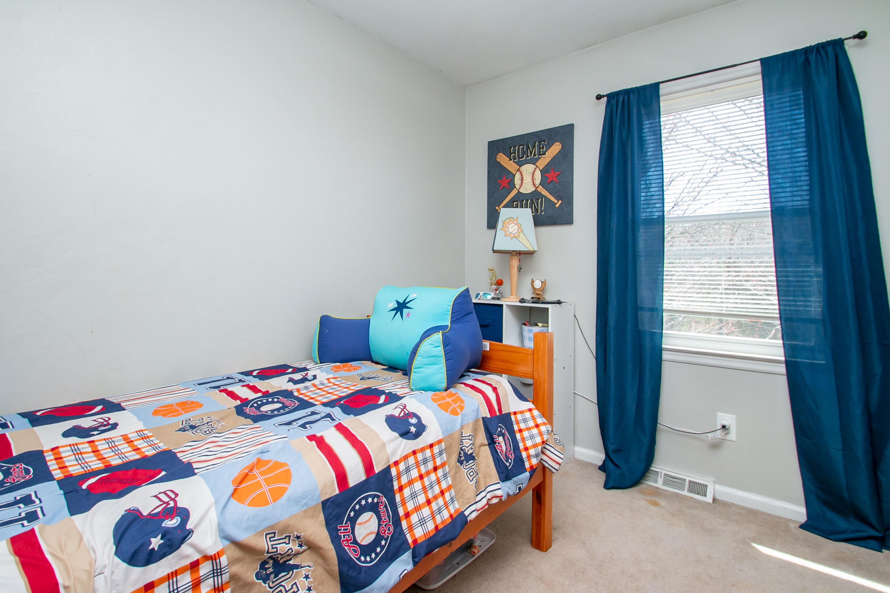 3022 Bandy Road Roanoke, VA 24014 - Photo 26 of 50 a bedroom with a bed and a window