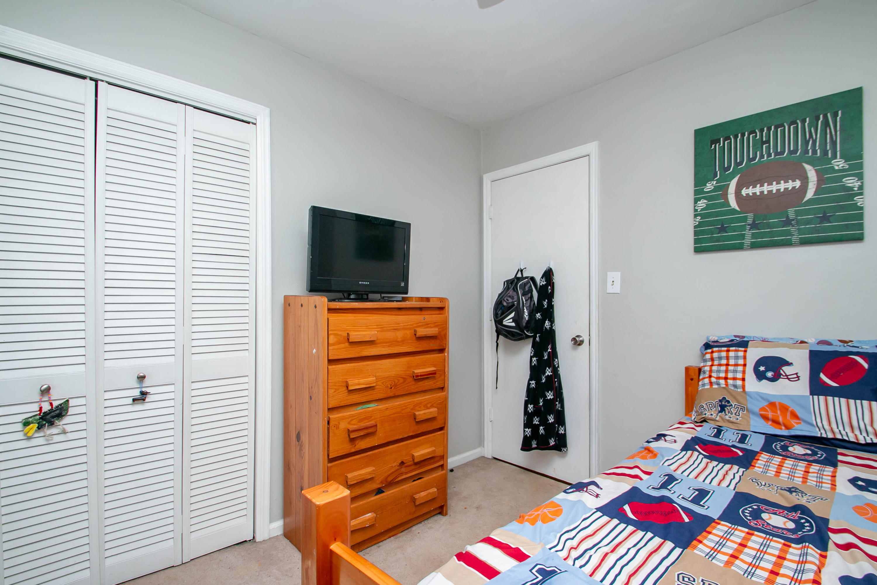 3022 Bandy Road Roanoke, VA 24014 - Photo 28 of 50 a bedroom with a bed and a television