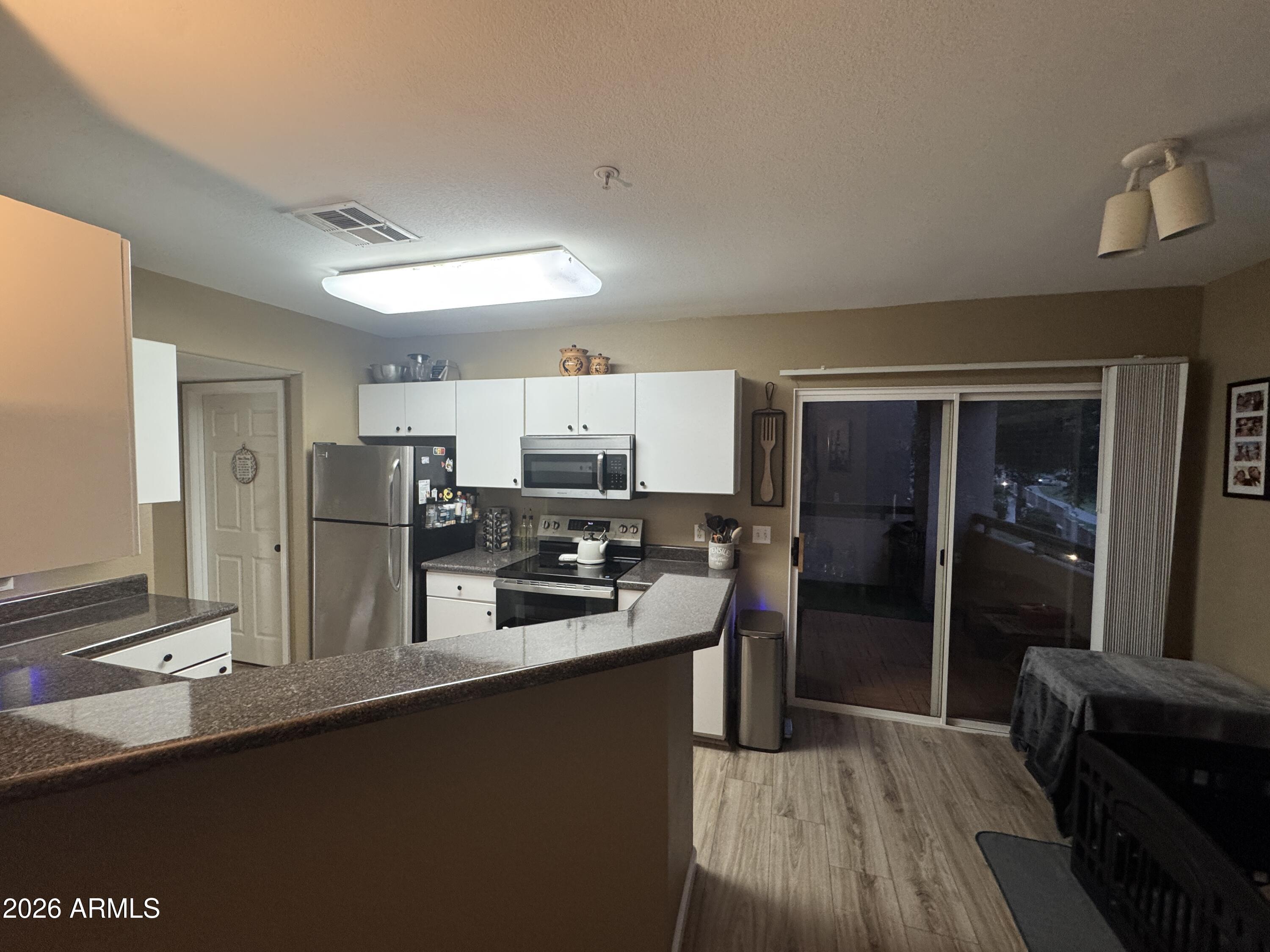 1295 North Ash Street, Unit 421 Gilbert, AZ 85233 - Photo 15 of 25 IMG_5968
