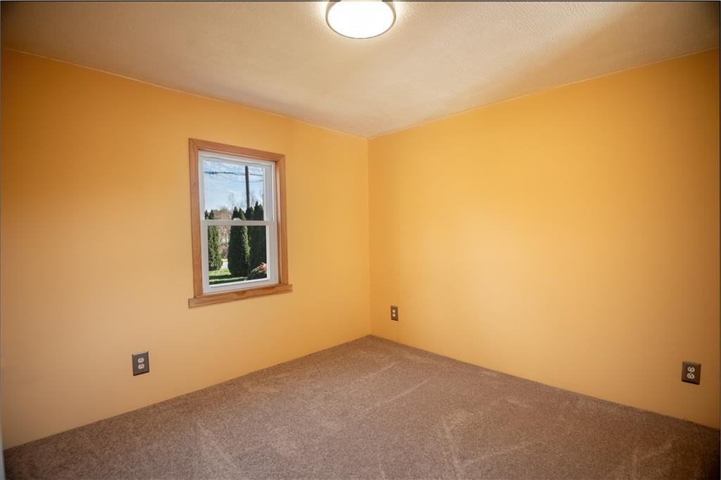 183 Grange Road Pulaski, PA 16143 - Photo 12 of 25 Gallery Image 12