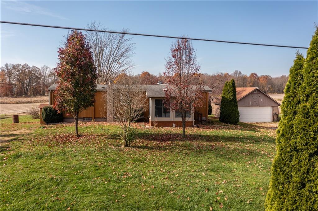 183 Grange Road Pulaski, PA 16143 - Photo 2 of 25 Gallery Image 2