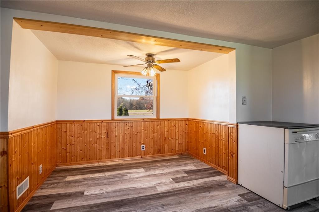 183 Grange Road Pulaski, PA 16143 - Photo 8 of 25 Gallery Image 8