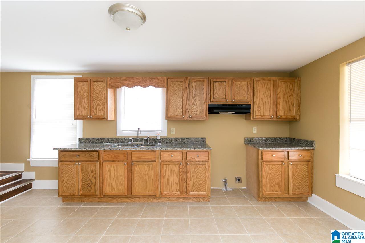 1012 Dover Lane Birmingham, AL 35214 - Photo 8 of 28