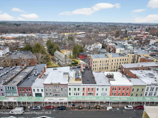 a view of a terrace with sky view