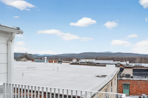 $5,500 | 316 Wall Street, Unit 2, Kingston, NY 12401