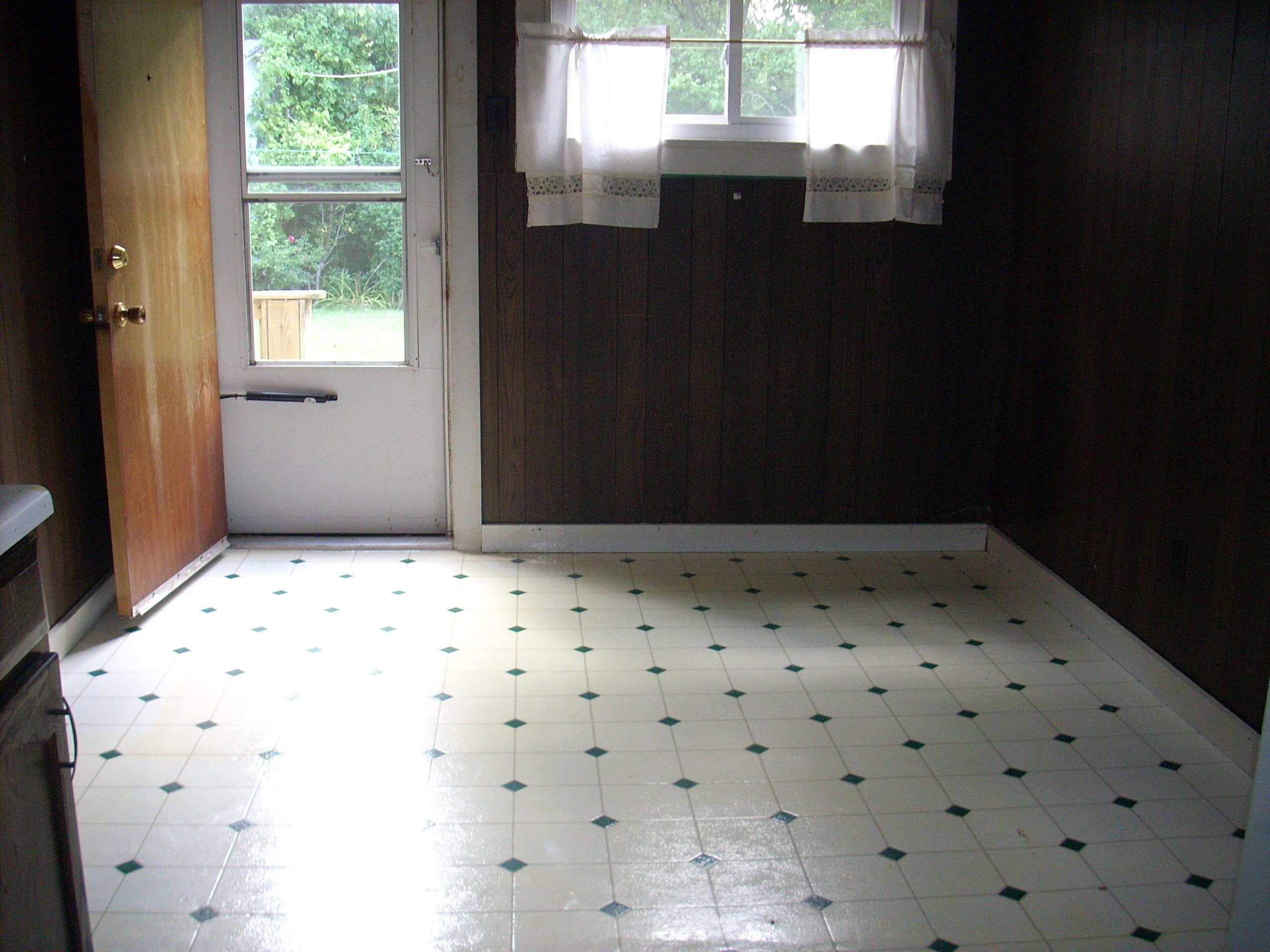 1607 Berry Road Knoxville, TN 37920 - Photo 4 of 9 DSCN5673