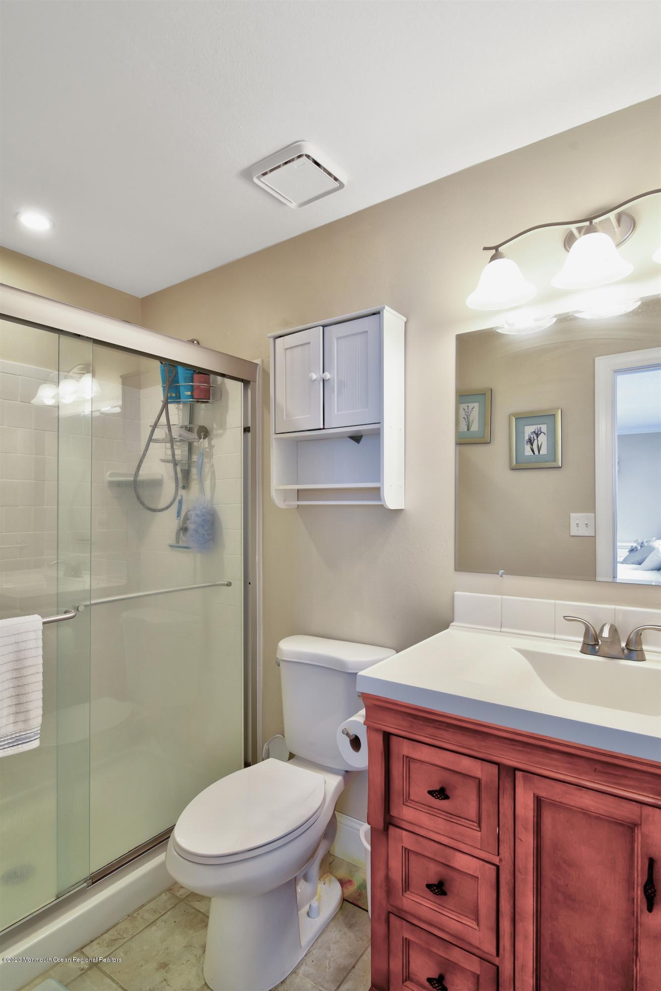 39 C Haddon Road Monroe Township, NJ 08831 - Photo 32 of 49 32-Master Bathroom