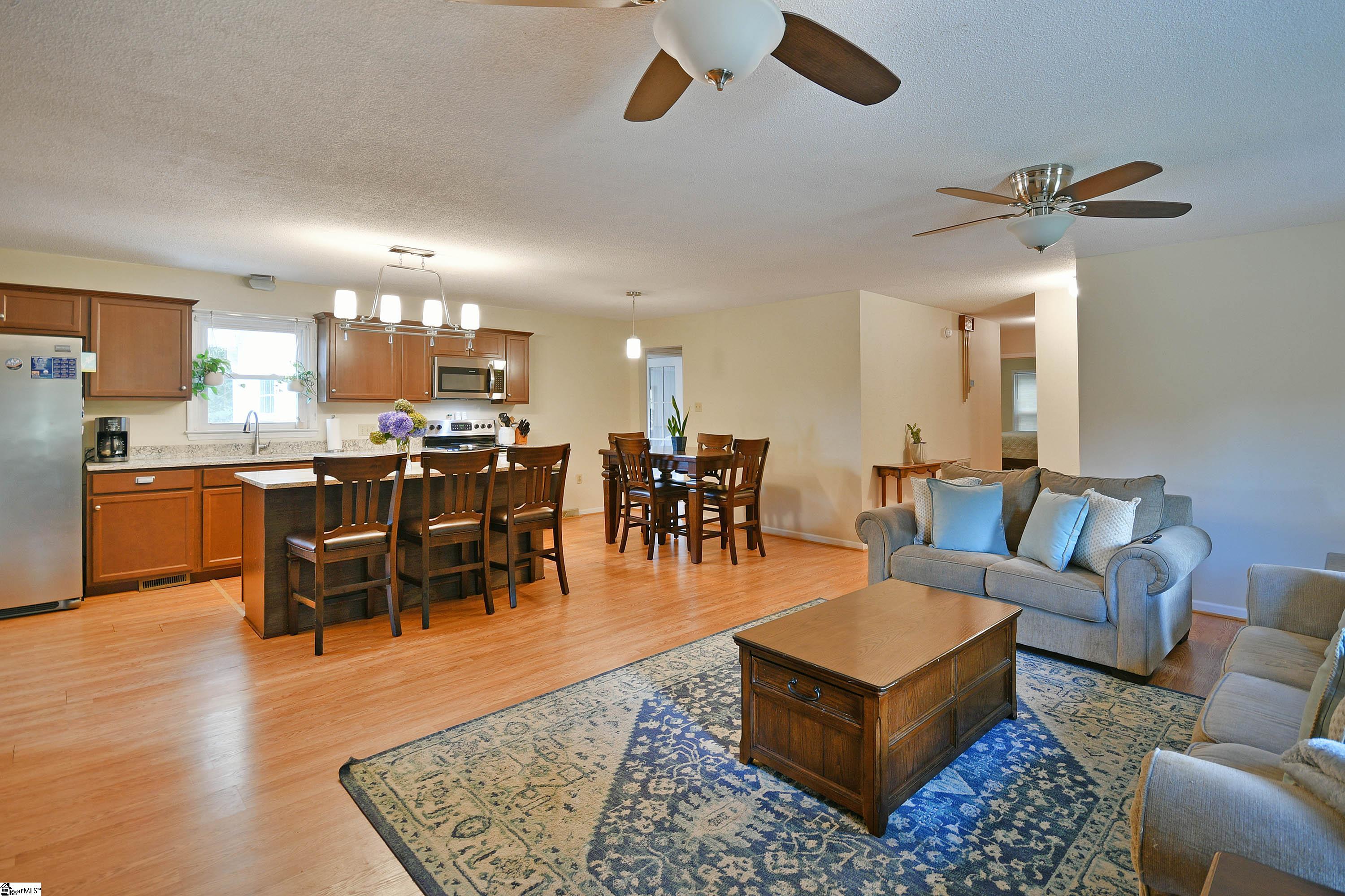 222 Evans Road Easley, SC 29640 - Photo 12 of 36 Gallery Image 12