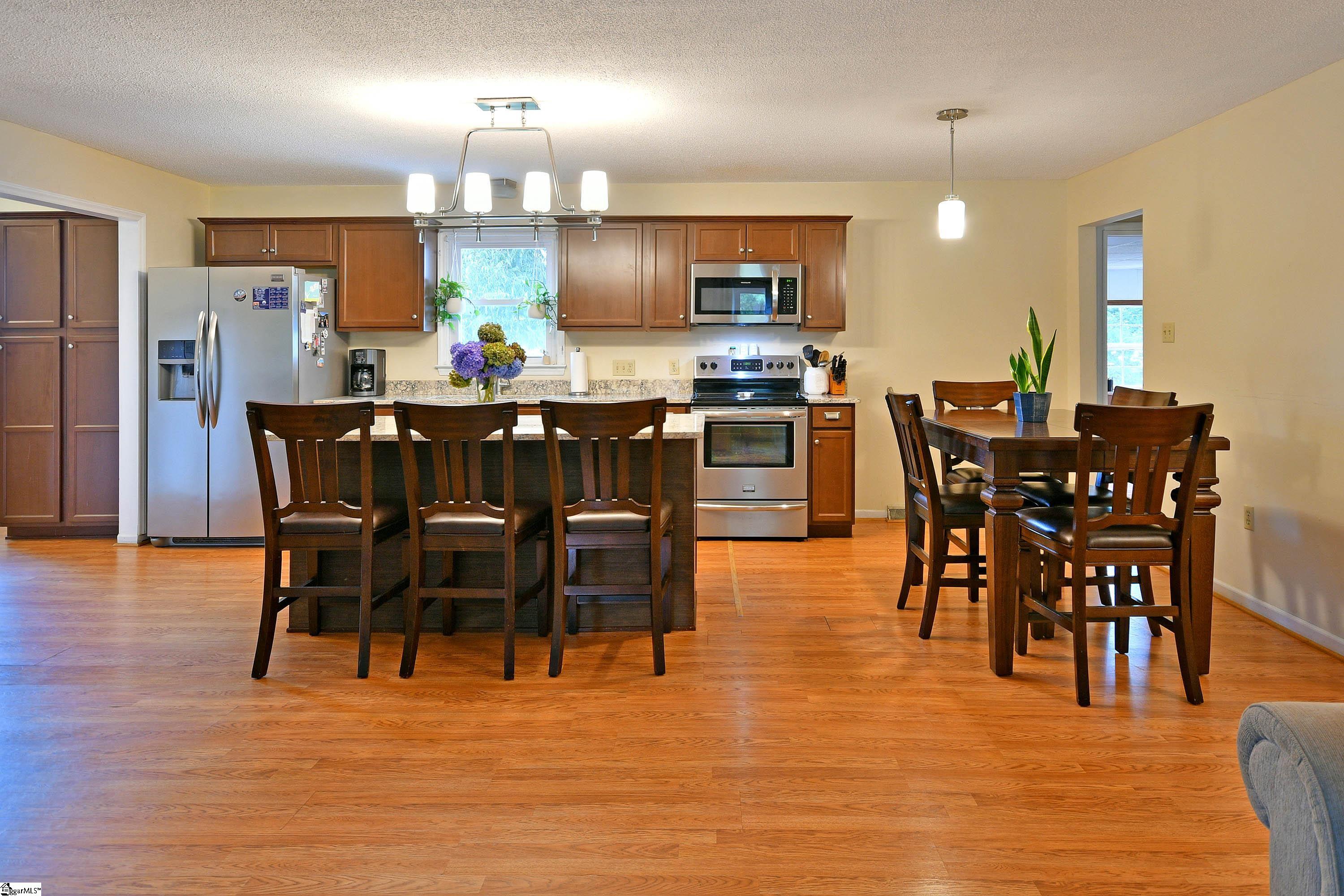 222 Evans Road Easley, SC 29640 - Photo 8 of 36 Gallery Image 8